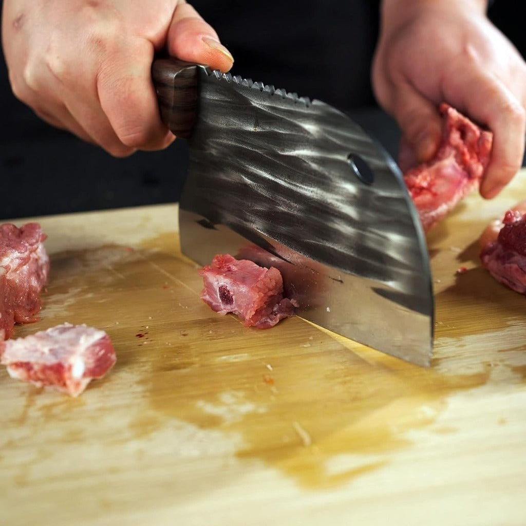 CUCHILLO TIPO HACHA
